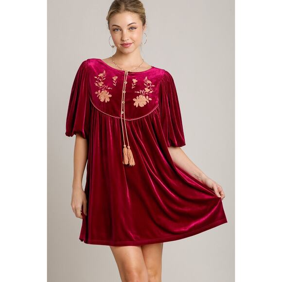Umgee Dresses & Skirts - Umgee Embroidered Half Sleeve Velvet Mini Dress with Tassel - R00658 - Size S